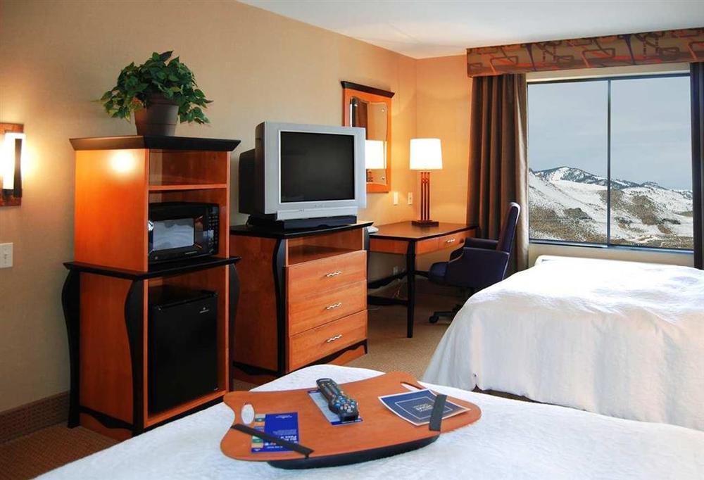 Hampton Inn & Suites Carson City Oda fotoğraf