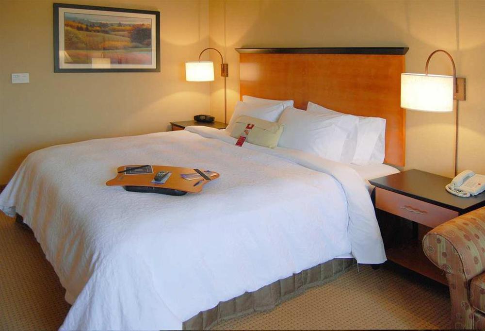 Hampton Inn & Suites Carson City Oda fotoğraf